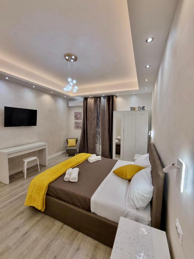 Apartment Close To The Coloseum, 2 Minutes Walk From Metro A מראה חיצוני תמונה
