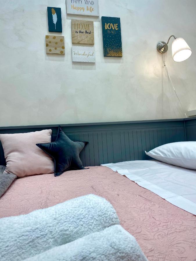 Apartment Close To The Coloseum, 2 Minutes Walk From Metro A מראה חיצוני תמונה